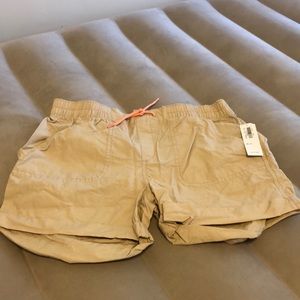 Tan Old Navy Short, Size XL
